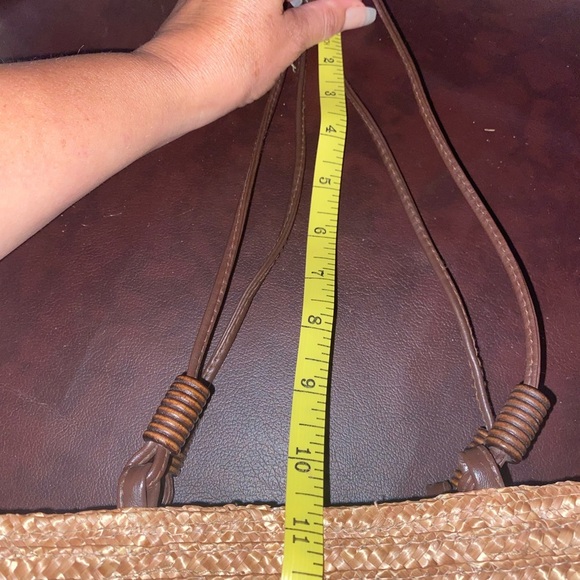 Woven shoulder bag - Picture 9 of 10